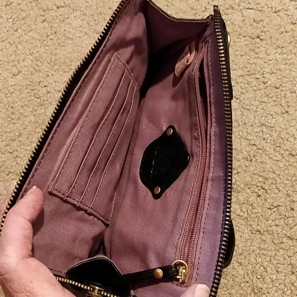 SOLD! * Juicy Couture Black Clutch - Picture 3 of 6